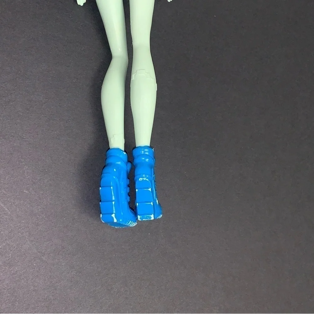 Monster High Frankie Stein Doll 2015 Ghoul Spirit DNV66 Cheerleader Doll